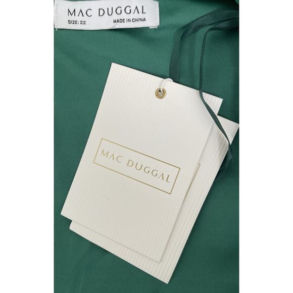 Mac Duggal #68016 Emerald Green Beaded Embroidery Illusion Sleeve Dress Size 22 - Picture 8 of 8